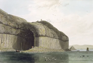 Entrada para a Caverna de Fingal, Staffa, de &39;A Voyage Around Great Britain&39;, publicada em 1817